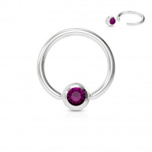 Piercing izrađen od nehrđajućeg čelika - prsten s obojenim kristalima u okruglom okviru