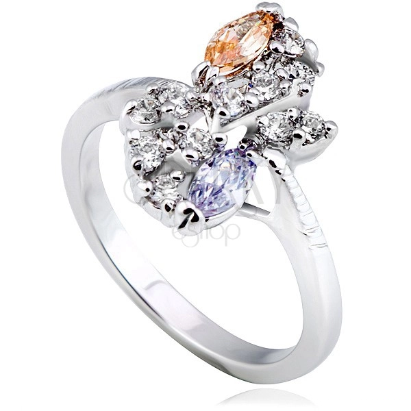 Sjajni prsten izrađen od metala - srebrni cvijet, raznobojni cirkoni u dijagonali