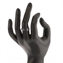 Prsten od srebra 925, tri tanke crne pruge po obujmu prstena