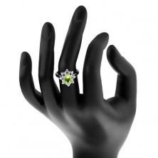 Prsten srebrne boje, sjajni zeleno-prozirni cvijet