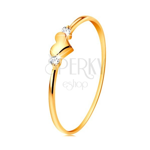 Prsten od žutog 14 karatnog zlata - dva prozirna cirkona i sjajno izbočeno srce 