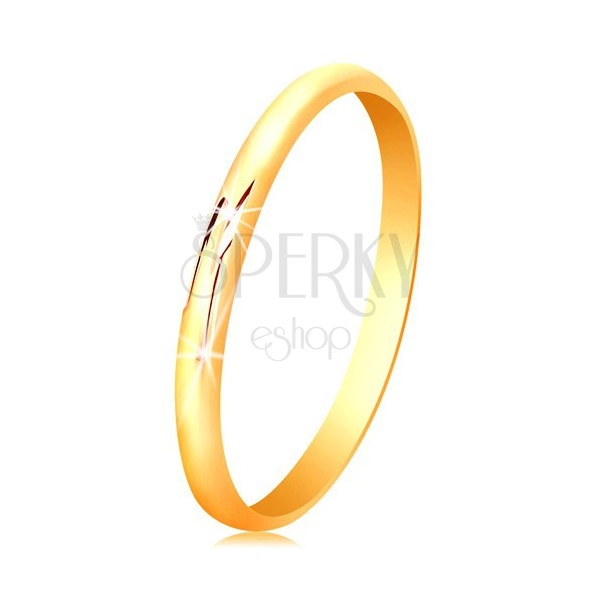Prsten od žutog 14 karatnog zlata, glatka, sjajna i neznanto ispupčena površina