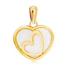 Privjesak od žutog 14K zlata - srce sa sedefom i dijagonalnom siluetom srca u sredini