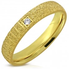 Sjajni čelični prsten zlatne boje - pjeskarena površina, usjeci, cirkon, 4 mm
