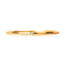 Prsten od 9K žutog zlata - sitni prozirni cirkon, fino urezani krakovi