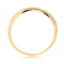 Prsten od 9K žutog zlata - glatka i prozirna cirkonska valovita linija