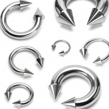 Piercing od nehrđajuećg čelika srebrne boje - konjska potkova sa šiljcima, širina 3 mm