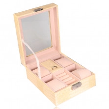 Pravokutna kutija za nakit u kremastoj boji - imitacija krokodilske kože, kopča, ključ