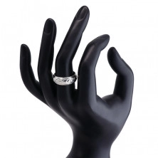 Srebrni prsten, 925 - ugravirane pletene karike